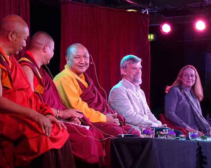 Buddhisme og kristendom pÃ¥ Tigerens Rede.